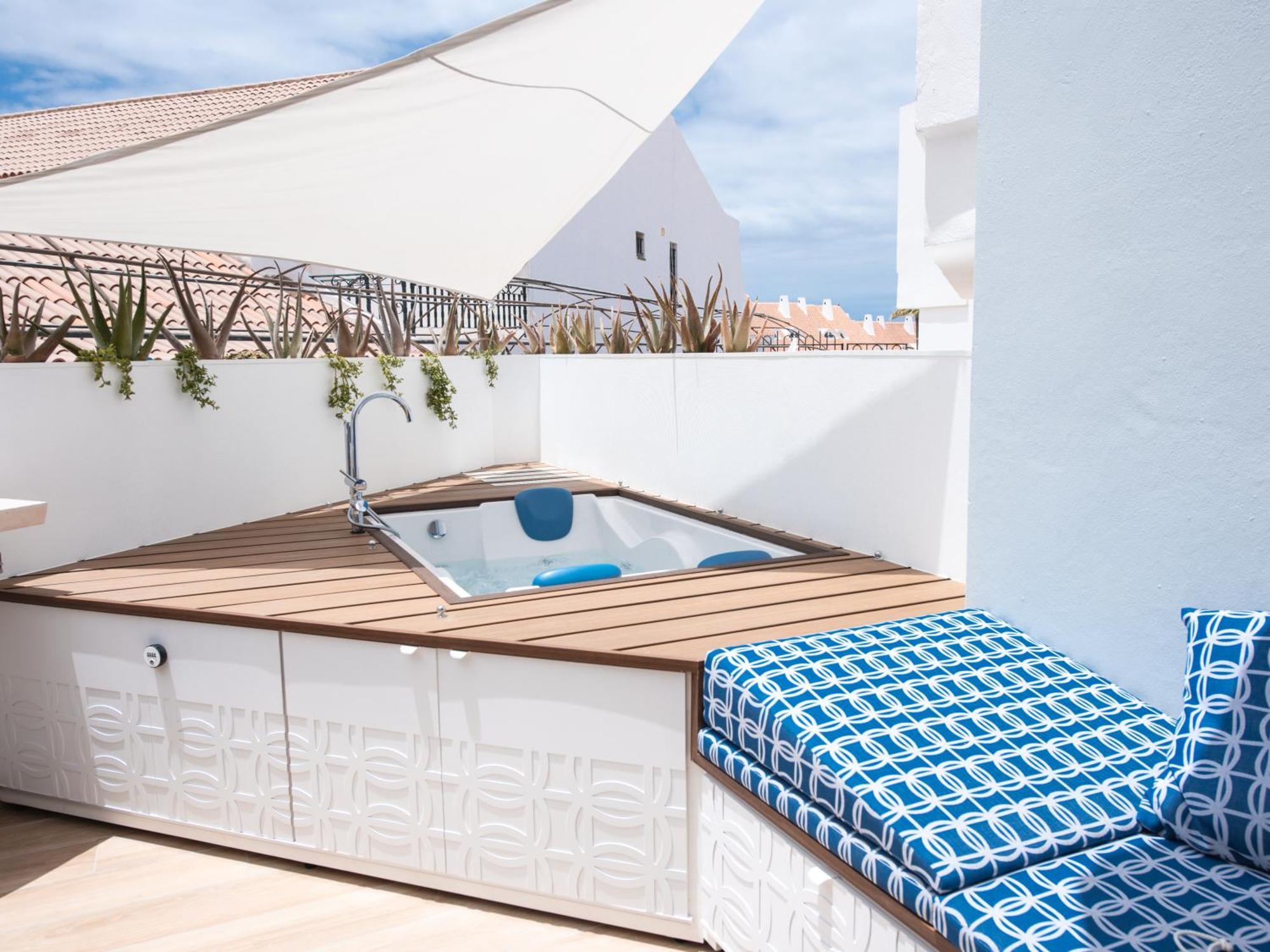 Wow Apartment With Private Jacuzzi And 2 Terraces In Los Christianos Los Cristianos  Exteriér fotografie